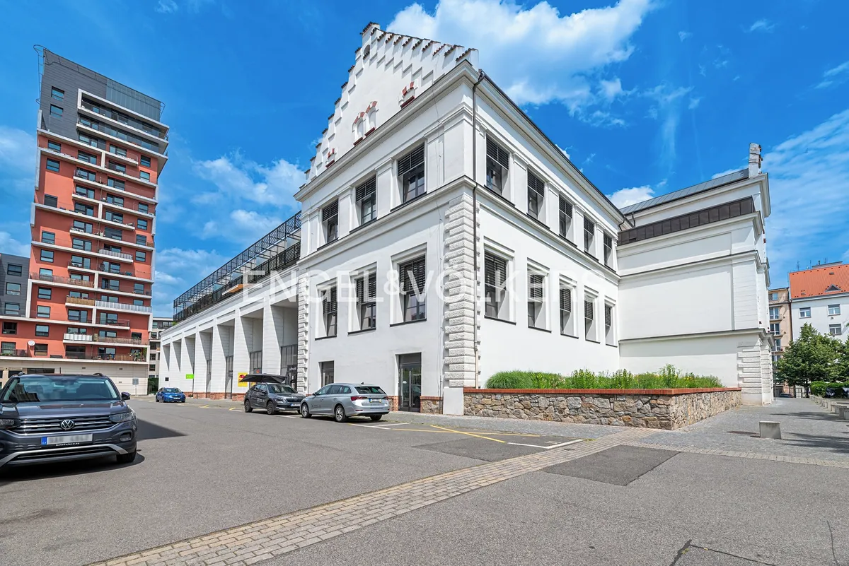 Pronájem výrobní haly, prostoru 250 m²